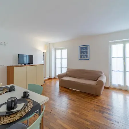 Parrot House - Accanto Al Duomo Apartment *