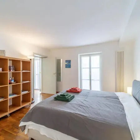 Apartment Parrot House - Accanto Al Duomo *